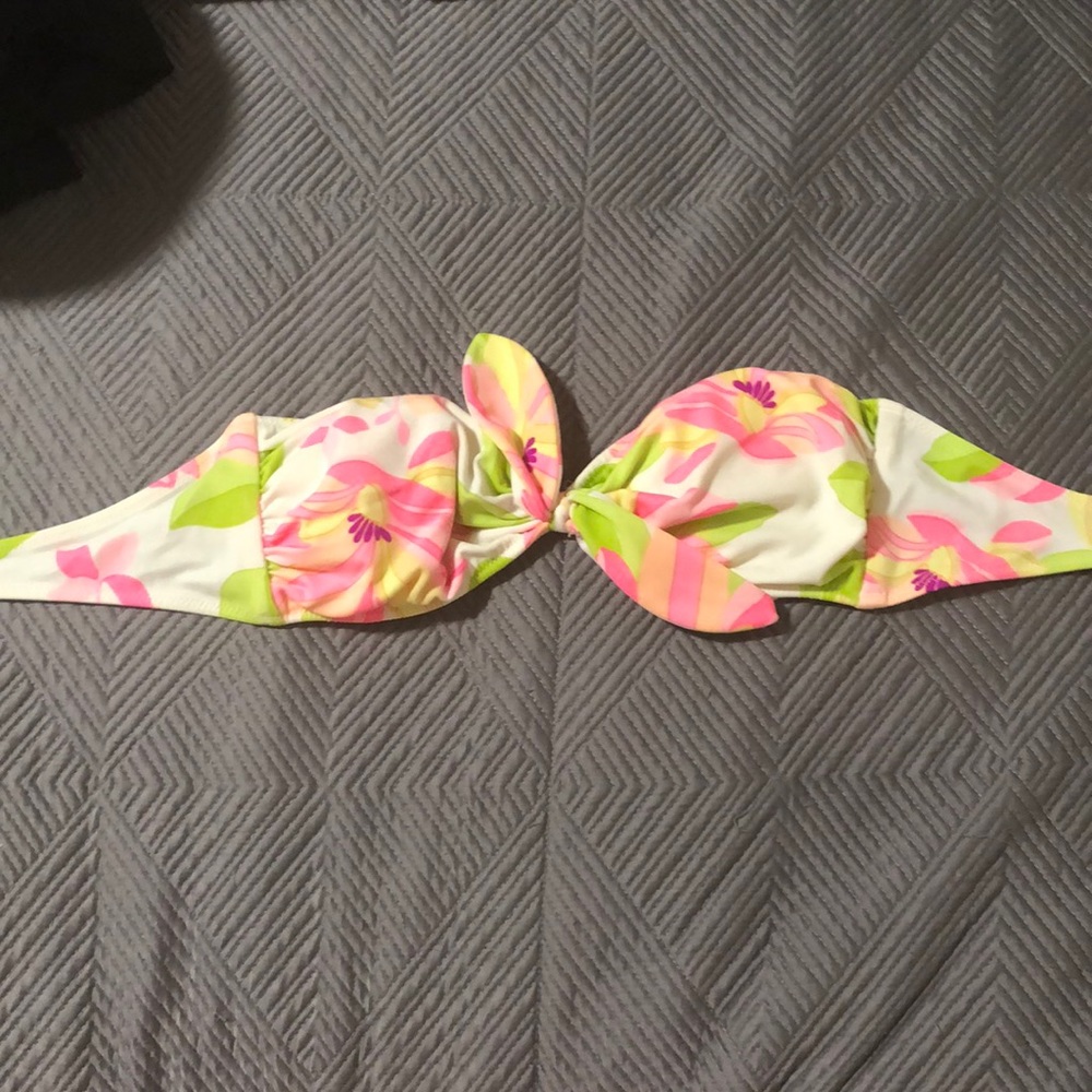 VS SWIM TOP - Picture 3 of 7